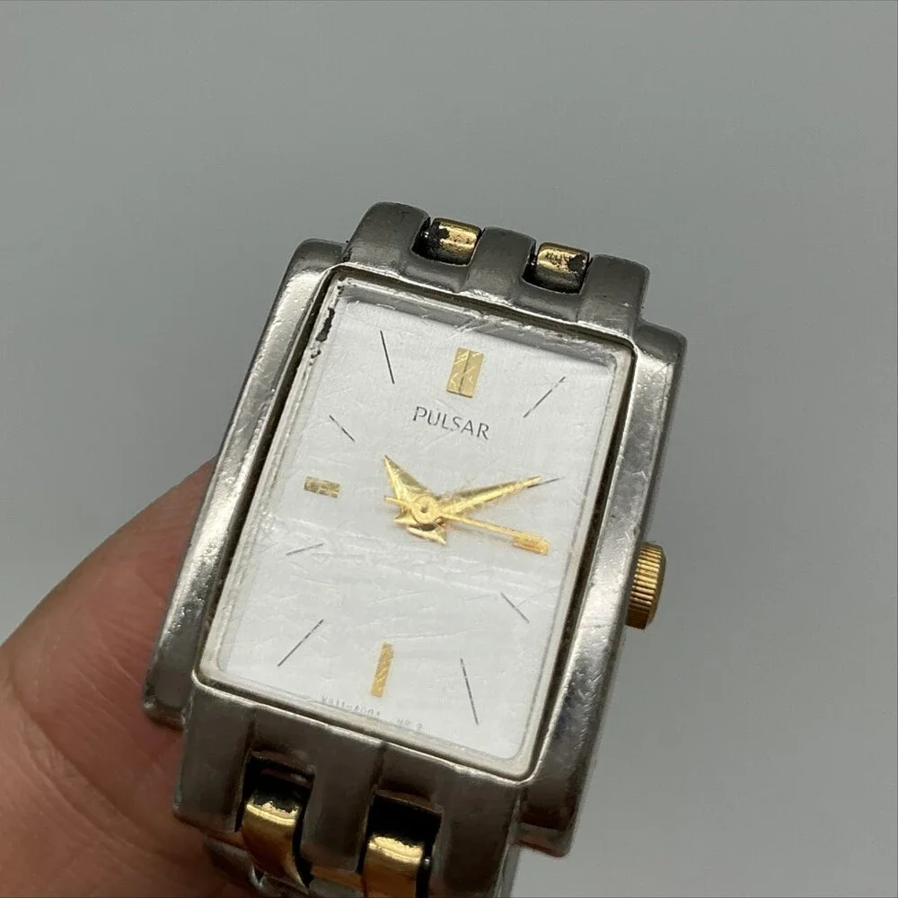 Pulsar V811-X040 Womens Watch 18mm White Dial Two Tone New Battery 7